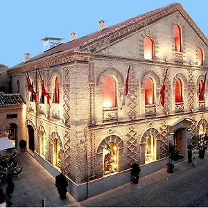 4* מלון San Juan De Reyes